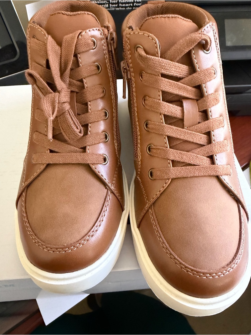 Kohl's Kids Cognac Brown High-Top Sneakers no studs